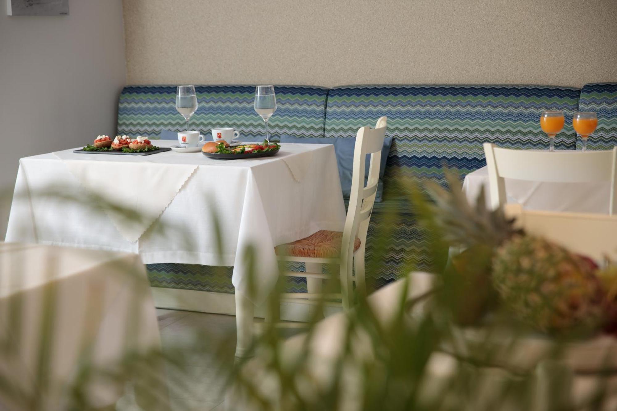 Iria Beach Art Hotel Agia Anna  Ngoại thất bức ảnh